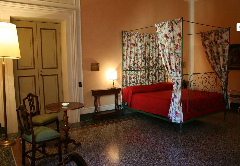 Palazzo Tucci Residenza D'Epoca Bed & Breakfast Lucca Phòng bức ảnh