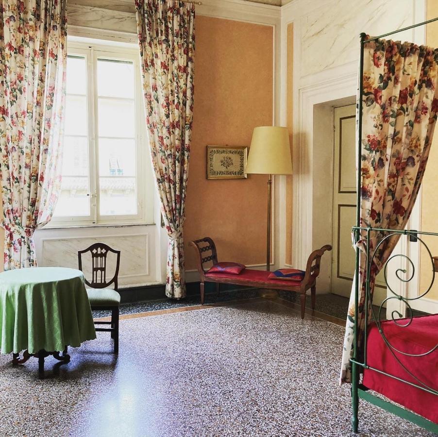 Palazzo Tucci Residenza D'Epoca Bed & Breakfast Lucca Ngoại thất bức ảnh