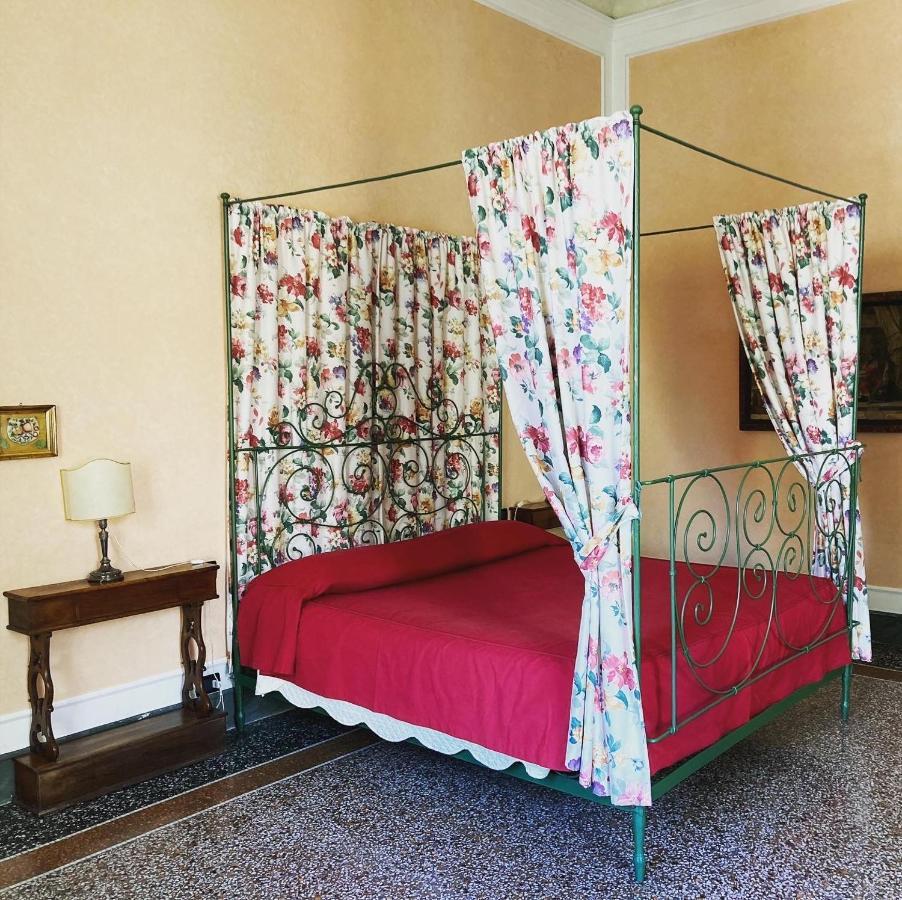 Palazzo Tucci Residenza D'Epoca Bed & Breakfast Lucca Ngoại thất bức ảnh