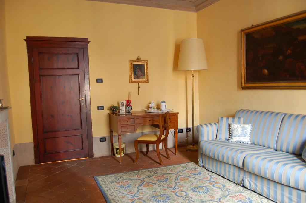 Palazzo Tucci Residenza D'Epoca Bed & Breakfast Lucca Phòng bức ảnh