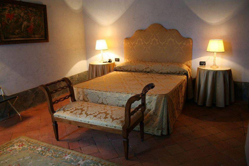 Palazzo Tucci Residenza D'Epoca Bed & Breakfast Lucca Ngoại thất bức ảnh