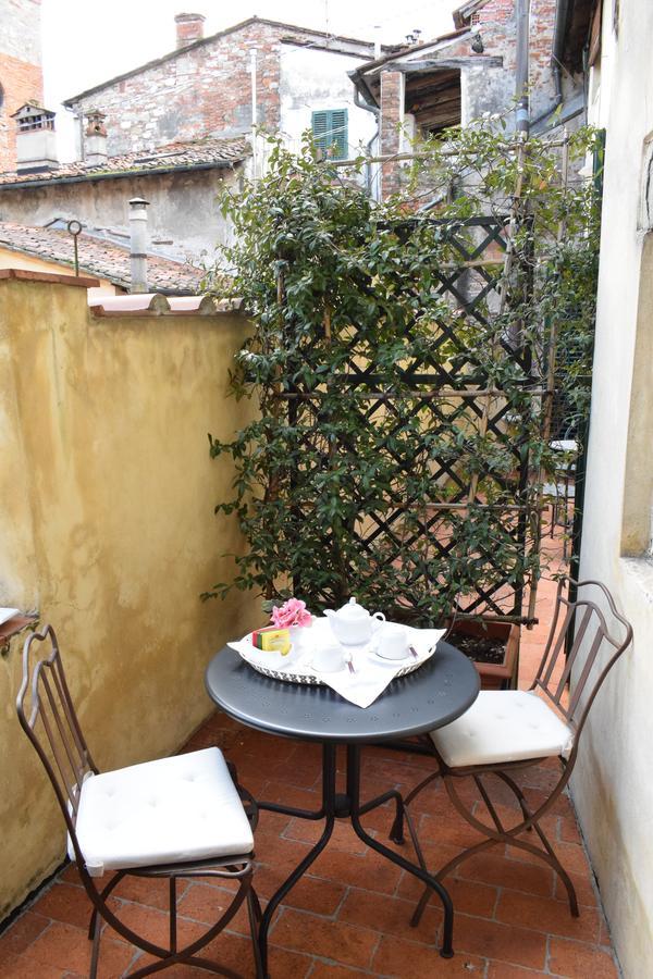 Palazzo Tucci Residenza D'Epoca Bed & Breakfast Lucca Ngoại thất bức ảnh