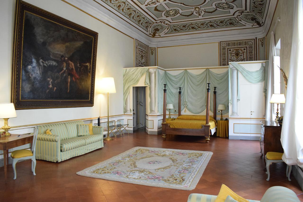 Palazzo Tucci Residenza D'Epoca Bed & Breakfast Lucca Ngoại thất bức ảnh